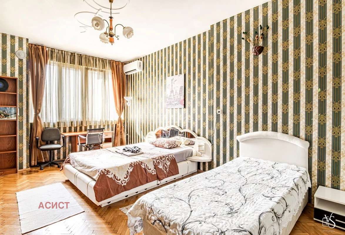 Дава под наем 4-СТАЕН, гр. София, Център, снимка 9 - Апартаменти - 55056483