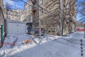 1 Schlafzimmer Doktorski pametnik, Sofia 16