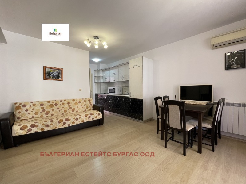 Дава под нем  2-стаен, област Бургас, гр. Поморие •  325 EUR • ID 57166089 — holmes.bg - [1] 