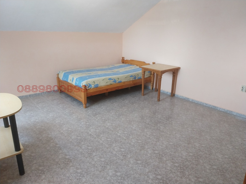 Дава под наем КЪЩА, гр. Русе, Средна кула, снимка 9 - Къщи - 53097258