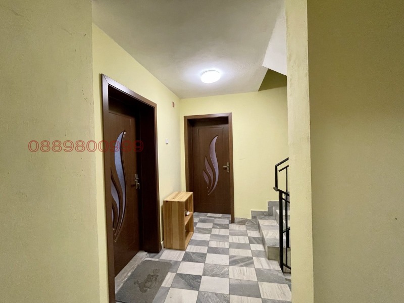 Дава под наем КЪЩА, гр. Русе, Средна кула, снимка 11 - Къщи - 53097258