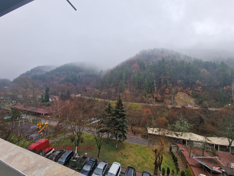 Дава под наем 3-СТАЕН, гр. Благоевград, Идеален център, снимка 2 - Апартаменти - 53228923