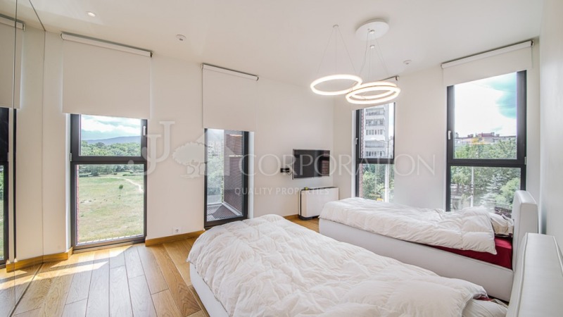 Дава под наем 4-СТАЕН, гр. София, Иван Вазов, снимка 10 - Апартаменти - 53245229