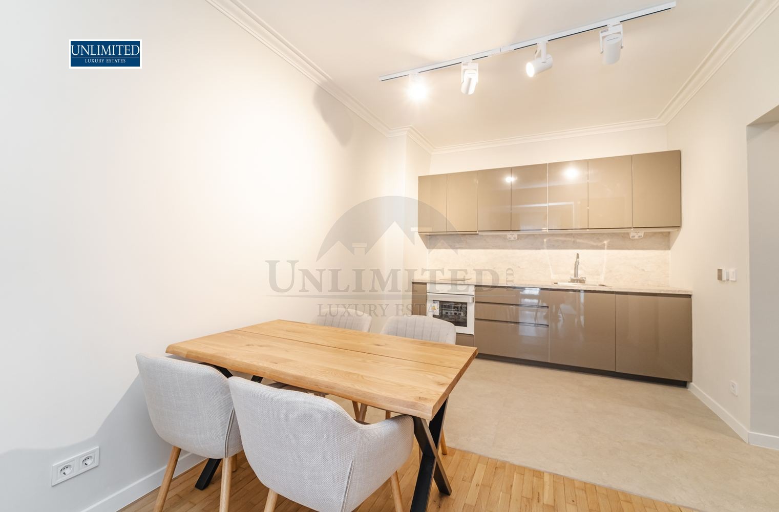 Дава под наем 3-СТАЕН, гр. София, Център, снимка 6 - Апартаменти - 53777843