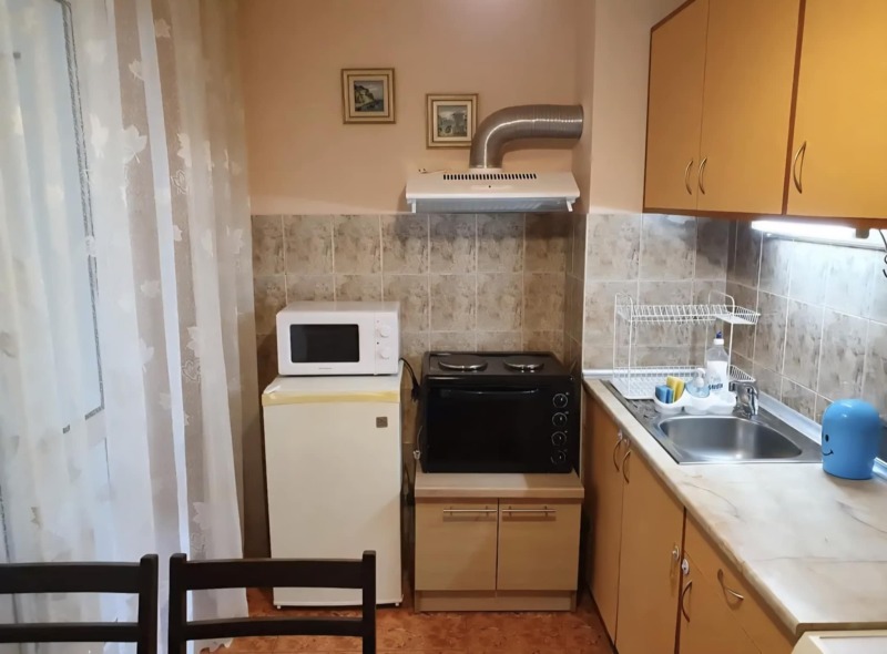 Под наем 1-СТАЕН, град Русе, Възраждане • 500 лв. / 255.65 € • 70599621 1