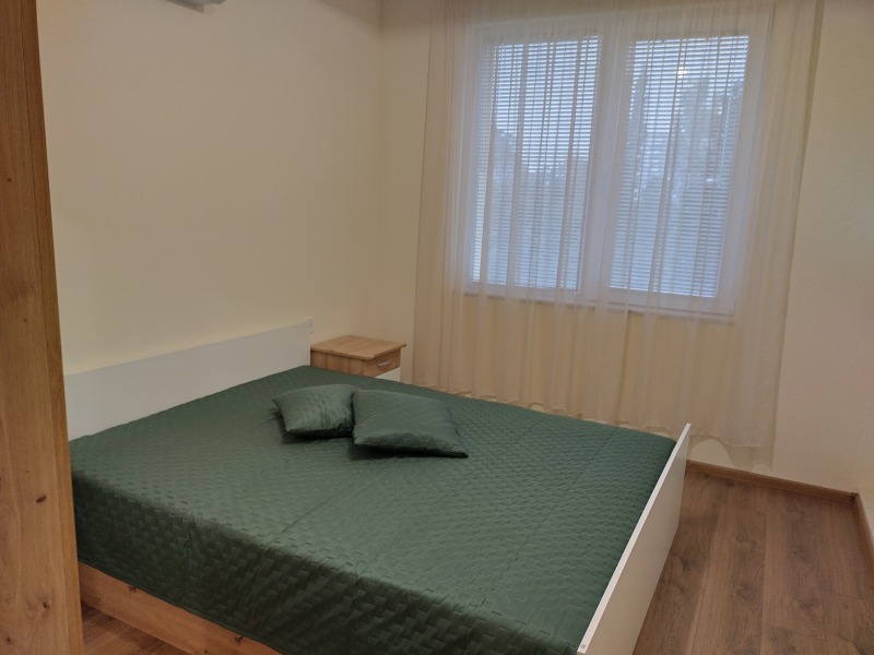 Издаје се  1 спаваћа соба Софија , Редута , 60 м2 | 61221302 - слика [6]