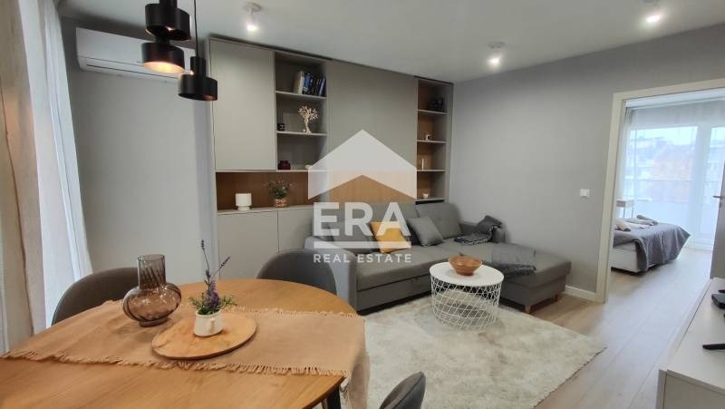 Te huur  2 slaapkamers Varna , Sportna zala , 95 m² | 60136406