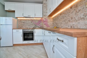3 camere da letto Tsveten kvartal, Varna