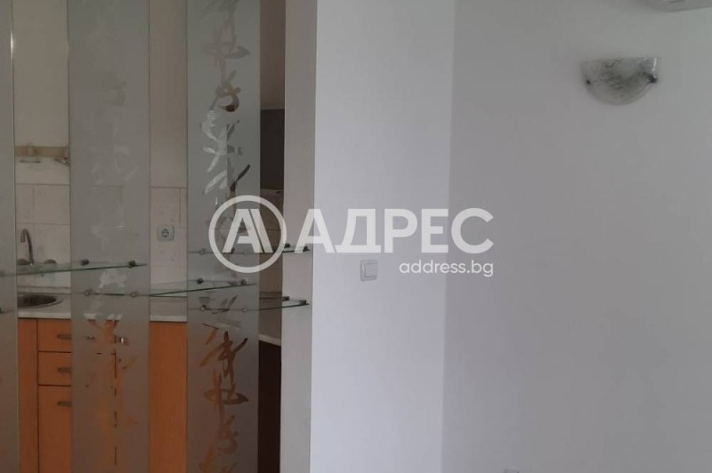 Te huur  Kantoor Sofia , Lozenets , 60 m² | 88205271 - afbeelding [11]