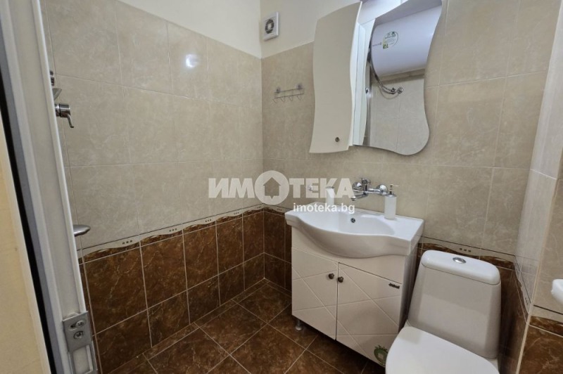 En renta  2 dormitorios Plovdiv , Kamenitsa 1 , 80 metros cuadrados | 71032757 - imagen [12]