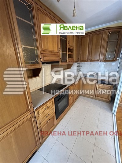 Дава под наем 3-СТАЕН, гр. София, Център, снимка 5 - Aпартаменти - 47370632