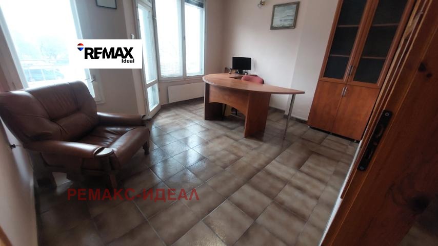 Дава под наем ОФИС, гр. Варна, Център