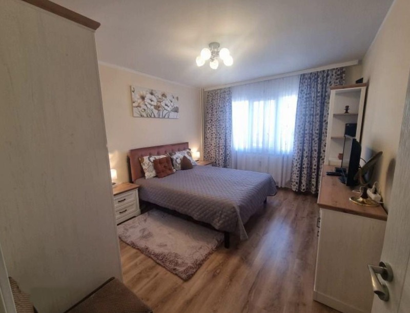 Дава под наем 4-СТАЕН, гр. София, Връбница 1, снимка 3 - Апартаменти - 52746220