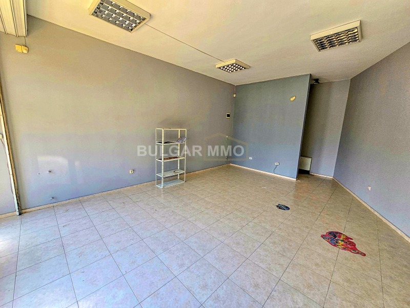 De inchiriat  Magazin Sofia , Mladost 1A , 40 mp | 30616878 - imagine [2]