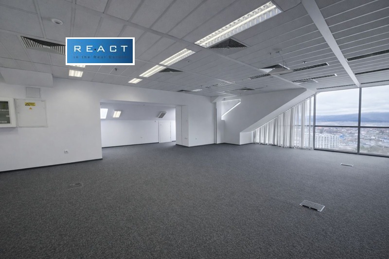 Дава под Наем ОФИС в град София, 7-ми 11-ти километър - 900 кв.м / 10 799 € » 21 121.01 лв., РЕАКТ