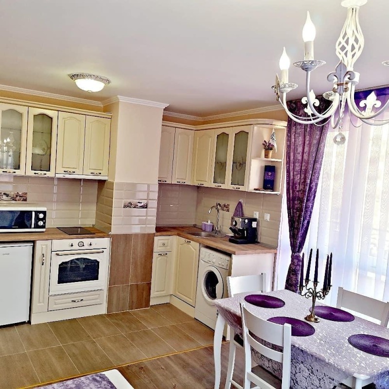 Zu vermieten  1 Schlafzimmer Plowdiw , Karschijaka , 63 qm | 56257882