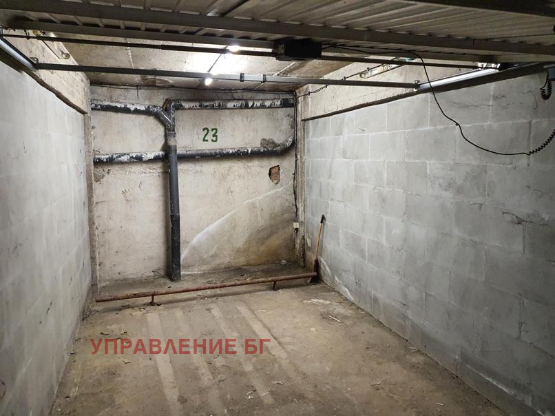 Дава под наем ГАРАЖ, ПАРКОМЯСТО, гр. София, Борово, снимка 2 - Гаражи и паркоместа - 54450929