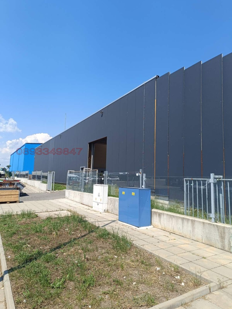 Do wynajęcia  Budynek przemysłowy Burgas , Promiszlena zona - Sewer , 500 mkw | 72075575
