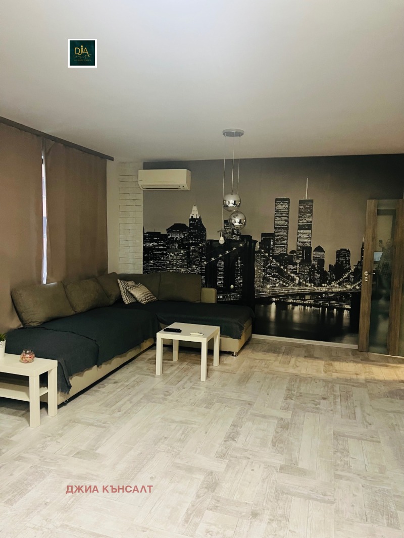 A louer  1 chambre Sofia , Stoudentski grad , 60 m² | 40798045