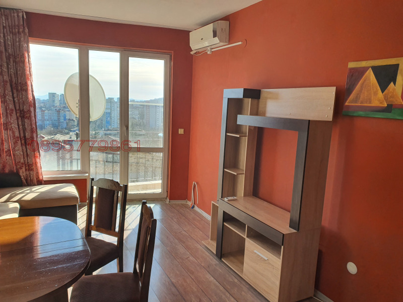 Дава под наем 2-СТАЕН, гр. Шумен, Пазара, снимка 3 - Апартаменти - 52957572