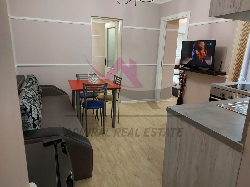 Kiralık  1 yatak odası Varna , Centar , 65 metrekare | 99924777 - görüntü [4]