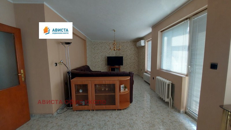 Дава под наем 2-СТАЕН, гр. София, Лозенец, снимка 4 - Апартаменти - 52835700