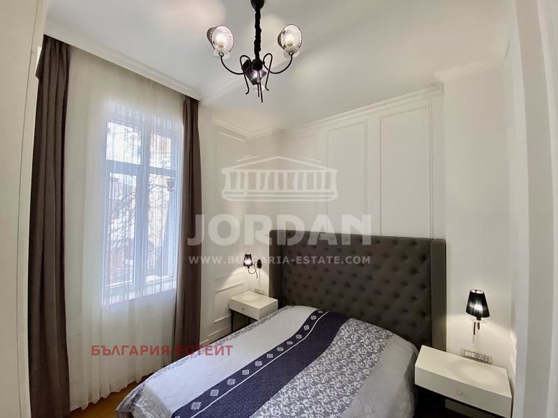 De inchiriat  2 dormitoare Varna , Țentâr , 96 mp | 16522612 - imagine [8]
