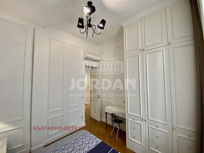 De inchiriat  2 dormitoare Varna , Țentâr , 96 mp | 16522612 - imagine [9]