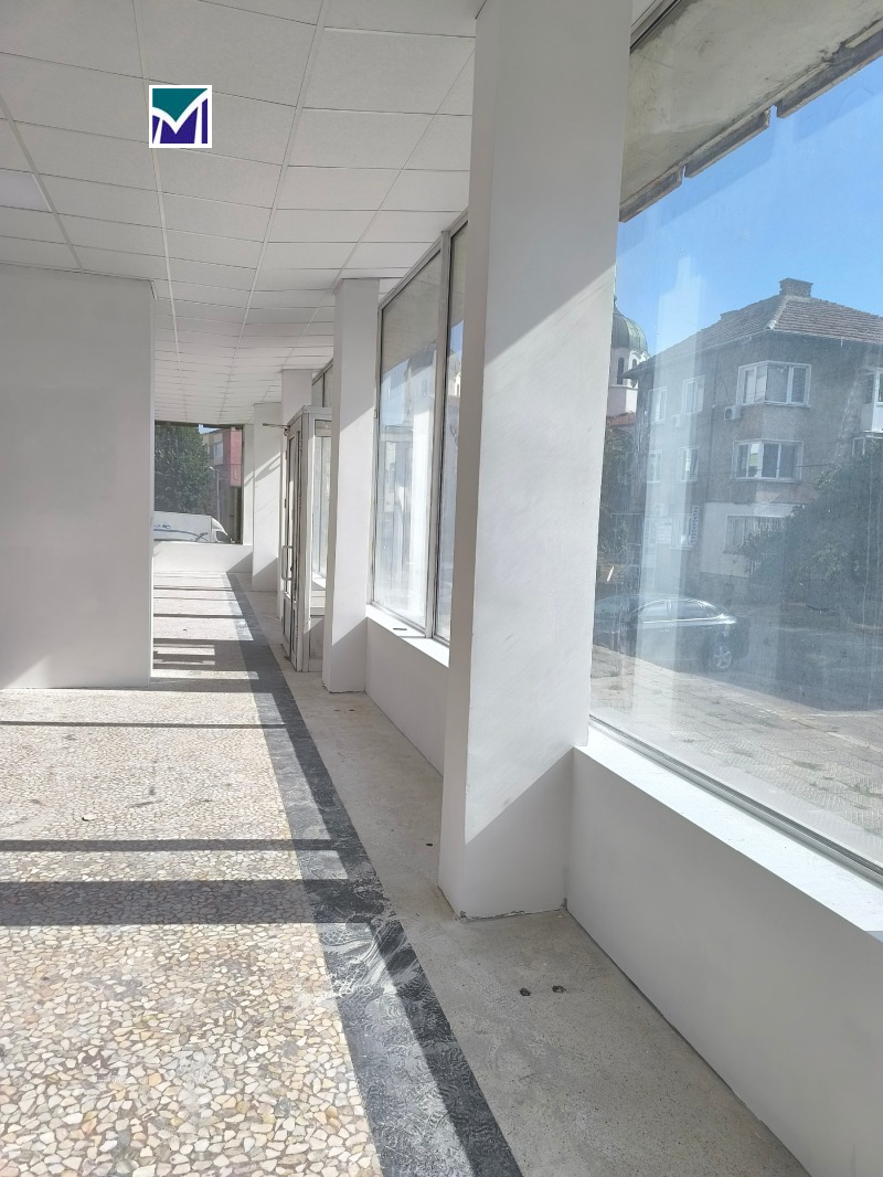 A louer  Boutique Vratsa , Tsentar , 192 m² | 89061043