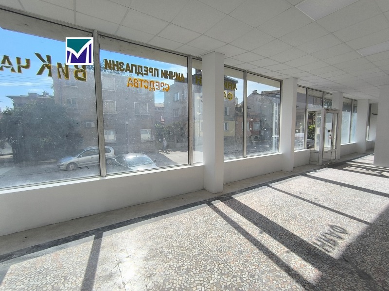 A louer  Boutique Vratsa , Tsentar , 192 m² | 89061043 - image [3]