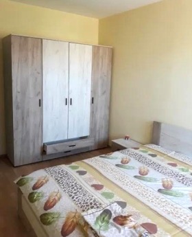 1 Schlafzimmer Zentar, Stara Zagora 1