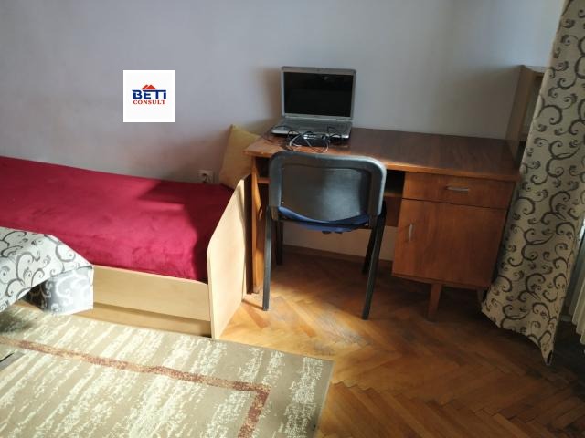 Дава под наем СТАЯ, гр. София, Банишора, снимка 2 - Стаи под наем - 54421567