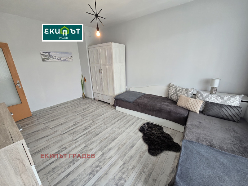 Zu vermieten  1 Schlafzimmer Warna , Pobeda , 74 qm | 36713528 - Bild [4]