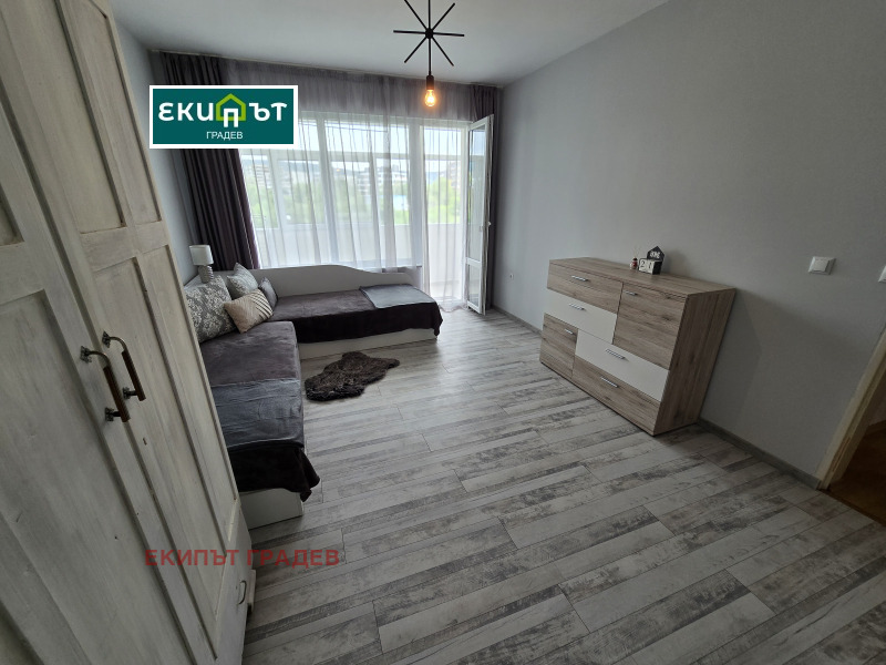Zu vermieten  1 Schlafzimmer Warna , Pobeda , 74 qm | 36713528 - Bild [3]