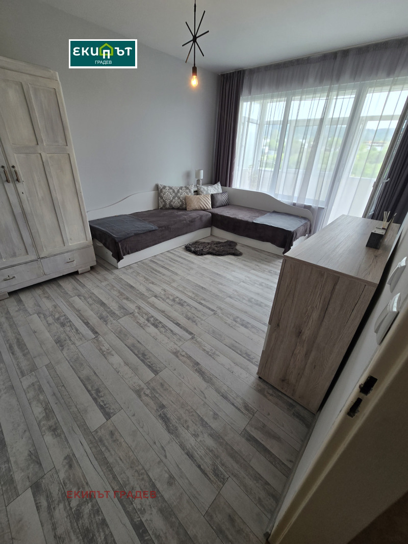 Zu vermieten  1 Schlafzimmer Warna , Pobeda , 74 qm | 36713528 - Bild [2]