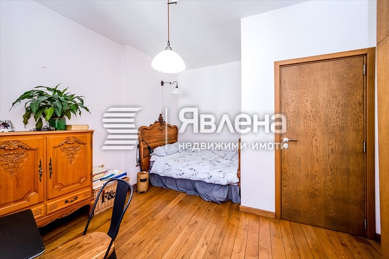 A louer  3 chambres Sofia , Tsentar , 118 m² | 71429408 - image [5]