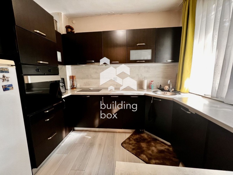 Zu vermieten  3+ Schlafzimmer Sofia , Zapaden park , 87 qm | 93748512