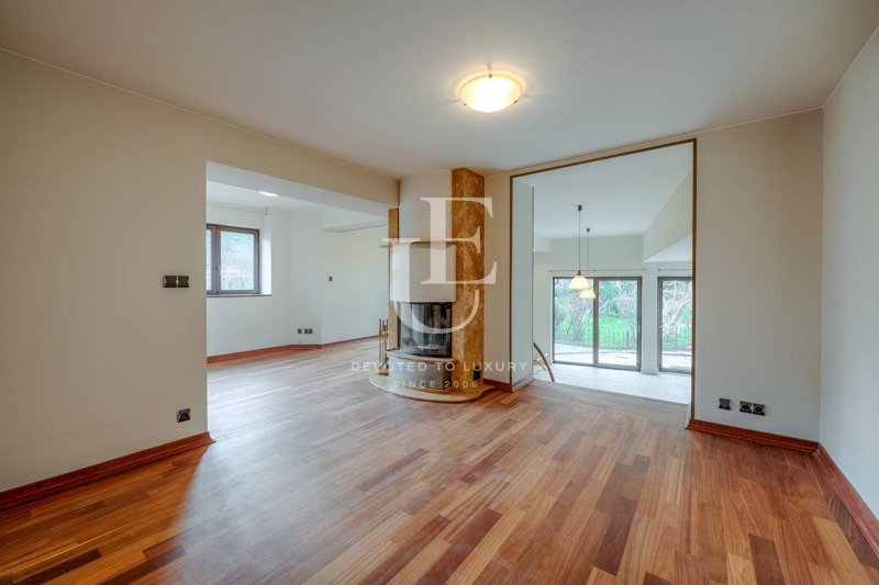 K pronájmu  Dům Sofia , Malinova dolina , 310 m2 | 33534366 - obraz [2]