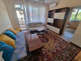 3+ chambres Tsentar, Stara Zagora 1