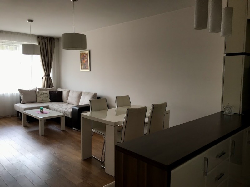 Дава под наем 2-СТАЕН, гр. Пловдив, Кючук Париж, снимка 8 - Апартаменти - 52701883