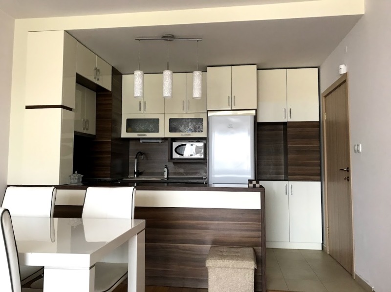 Дава под наем 2-СТАЕН, гр. Пловдив, Кючук Париж, снимка 5 - Апартаменти - 52701883