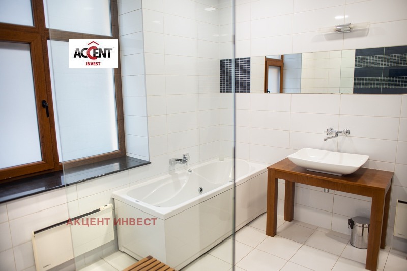 Te huur  2 slaapkamers Varna , Tsentar , 80 m² | 68443107 - afbeelding [11]