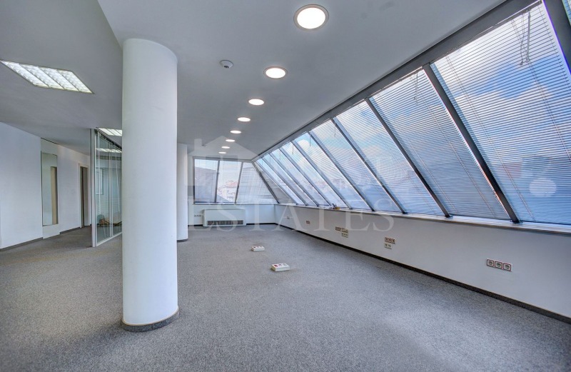 Дава под наем ОФИС, гр. София, Център, снимка 2 - Офиси - 53245896