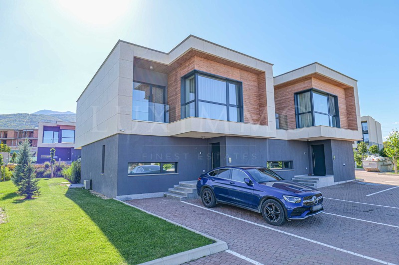 Til leje  Hus Sofia , Simeonovo , 274 kvm | 24336555 - billede [3]