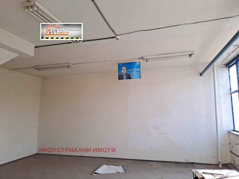 K pronájmu  Úložný prostor Plovdiv , Industrialna zona - Sever , 120 m2 | 52611091 - obraz [3]