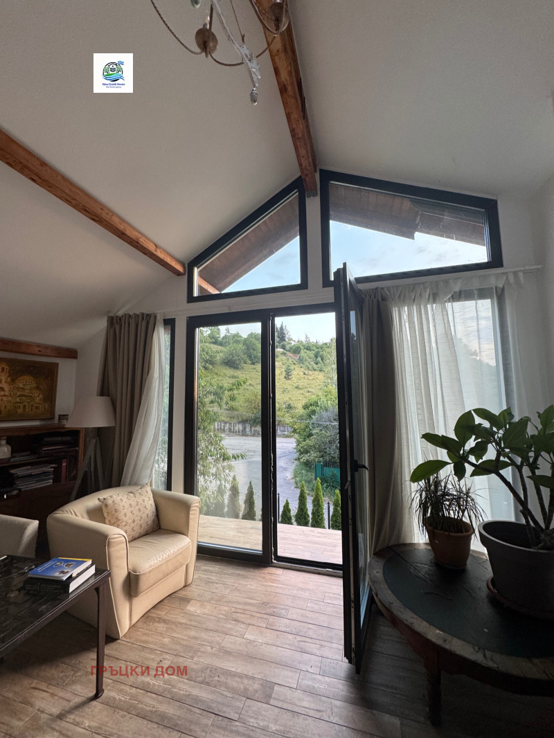 Дава под Наем КЪЩА в област Перник, с. Кладница - 160 кв.м / 1 850 € » 3 618.29 лв., ГРЪЦКИ ДОМ