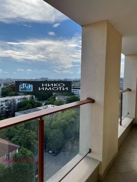 1 chambre Tchataldja, Varna 1