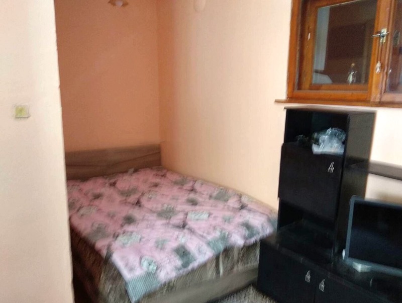 Da affittare  1 camera da letto Burgas , Vazragdane , 70 mq | 14200184 - Immagine [6]