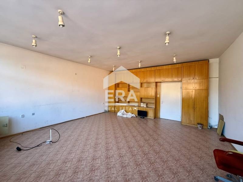 Дава под наем ОФИС, гр. Велико Търново, Промишлена зона - Запад, снимка 2 - Офиси - 53153857