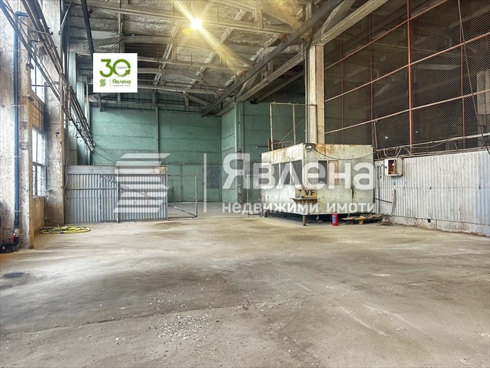 Дава под наем СКЛАД, гр. Варна, Промишлена зона Тополи, снимка 2 - Складове - 53967398